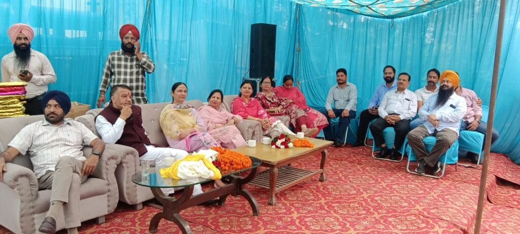 ਨਗਰ ਕੌਂਸਲ ਰੂਪਨਗਰ ਵਿਖੇ ਆਜ਼ਾਦੀ ਦਿਵਸ ਮਨਾਇਆ 1000447472