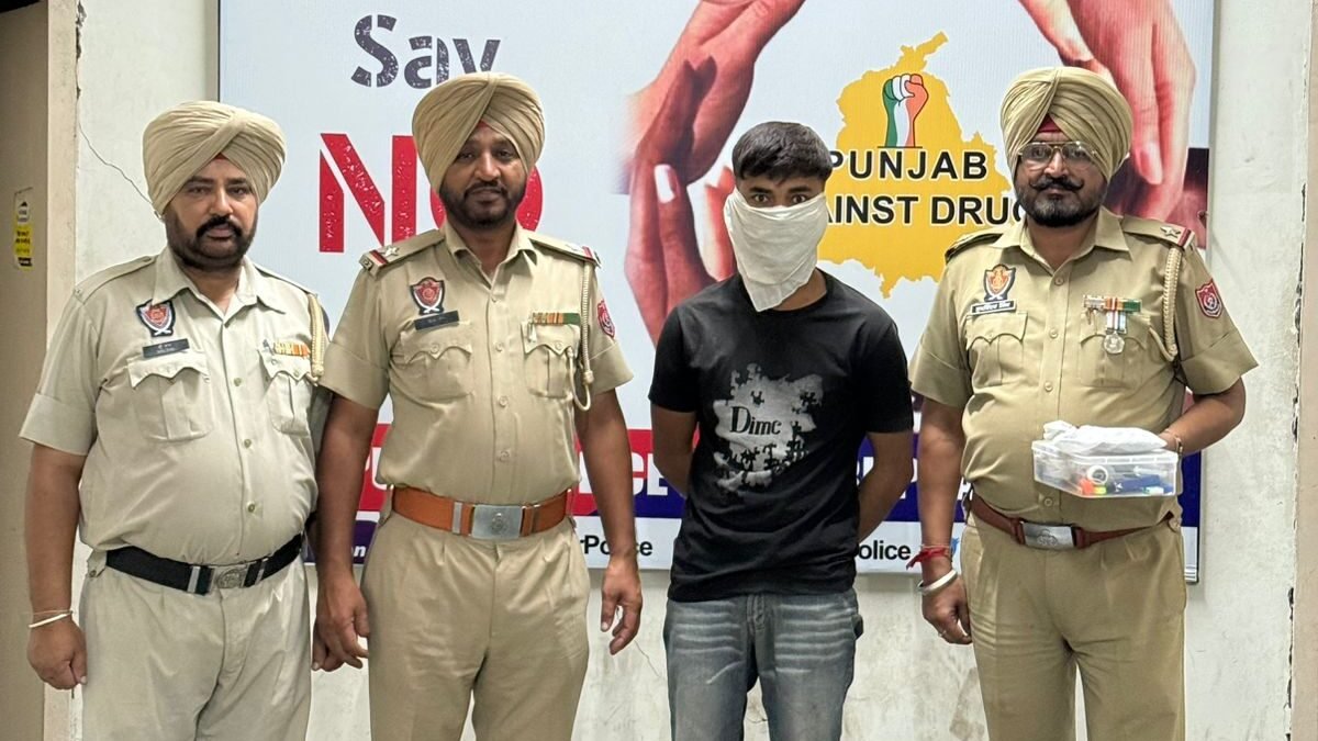 ਰੂਪਨਗਰ ਪੁਲਿਸ ਵੱਲੋਂ 4 ਗ੍ਰਿਫਤਾਰ 44 ਗ੍ਰਾਮ ਨਸ਼ੀਲਾ ਪਾਊਡਰ ਬਰਾਮਦ 1000447776