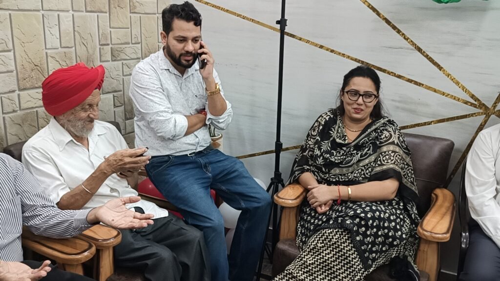 ਬਾਈ ਜੀ ਪੰਜਾਬੀ ਤੇ ਨਵੇਂ ਦਫਤਰ ਦਾ ਉਦਘਾਟਨ ਹਲਕਾ ਵਿਧਾਇਕ ਐਡਵੋਕੇਟ ਦਿਨੇਸ਼ ਕੁਮਾਰ ਚੱਡਾ ਨੇ ਕੀਤਾ oplus 0