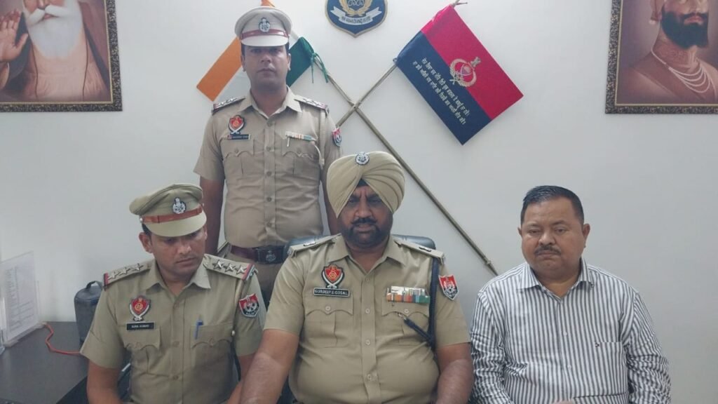 ਨੋਧੇਮਾਜਰਾ ਵਿਖੇ ਔਰਤ ਦੇ ਕਤਲ ਮਾਮਲੇ ਵਿੱਚ 36 ਘੰਟਿਆਂ ਚ ਦੋਸ਼ੀ ਕੀਤਾ ਗ੍ਰਿਫਤਾਰ 1000448569