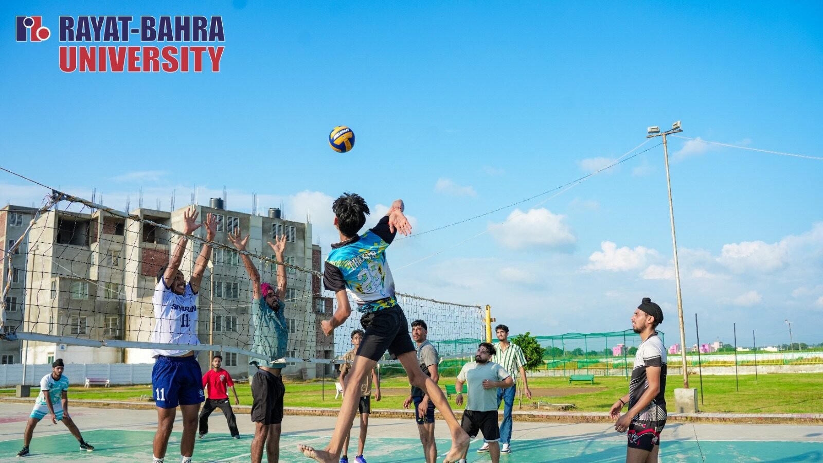 ਰਿਆਤ ਬਾਹਰਾ ਯੂਨੀਵਰਸਿਟੀ ਵਿਖੇ ਖੇਡ ਦਿਵਸ ਨੂੰ ਵੱਡਾ ਹੁੰਗਾਰਾ 1000448962