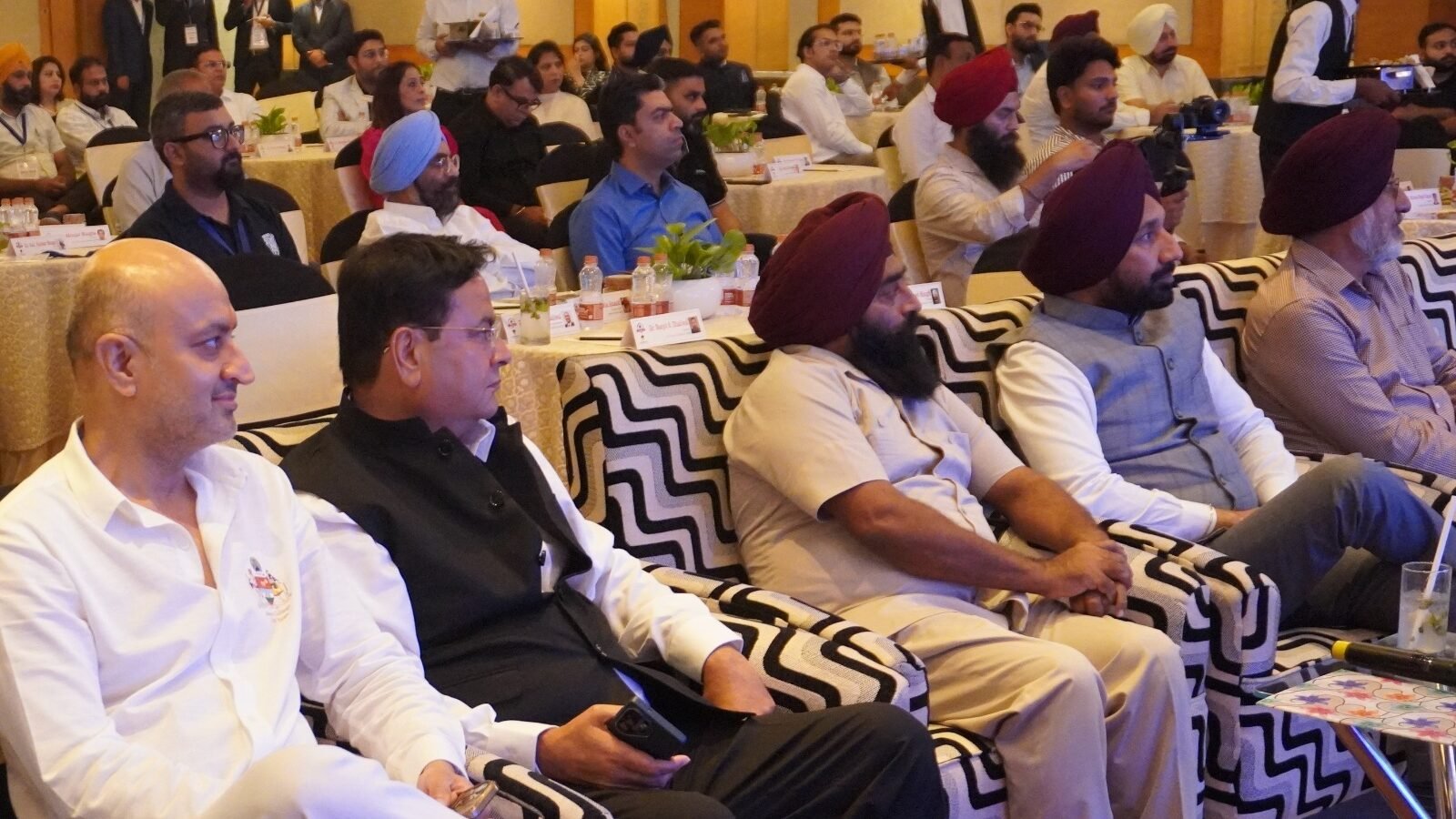 ਡਿਜੀਟਲ ਪੰਜਾਬ - ਤਕਨਾਲੋਜੀ ਰਾਹੀਂ ਸਿੱਖਿਆ ਨੂੰ ਬਦਲਣਾ" ਵਿਸ਼ੇ 'ਤੇ ਇੱਕ ਵਿਸ਼ੇਸ਼ ਕਾਨਫਰੰਸ ਦਾ ਆਯੋਜਨ 1000449098