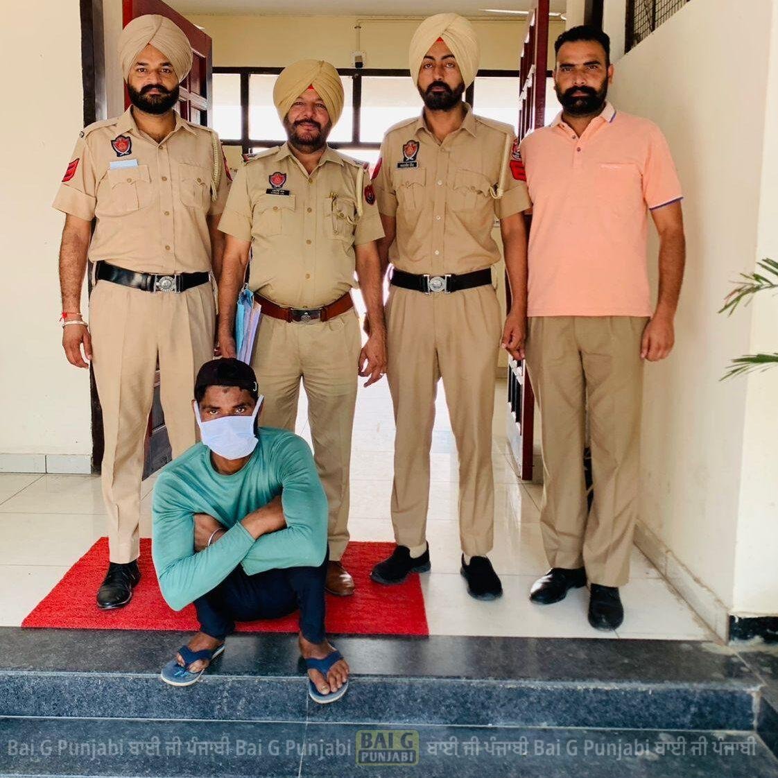 24 ਗ੍ਰਾਮ ਨਸ਼ੀਲੇ ਪਾਊਡਰ ਤੇ ਨਸ਼ਾ ਕਰਨ ਵਾਲਿਆ ਸਮੇਤ ਕੁੱਲ 03 ਵਿਅਕਤੀ ਕੀਤੇ ਗ੍ਰਿਫ਼ਤਾਰ 1000450237