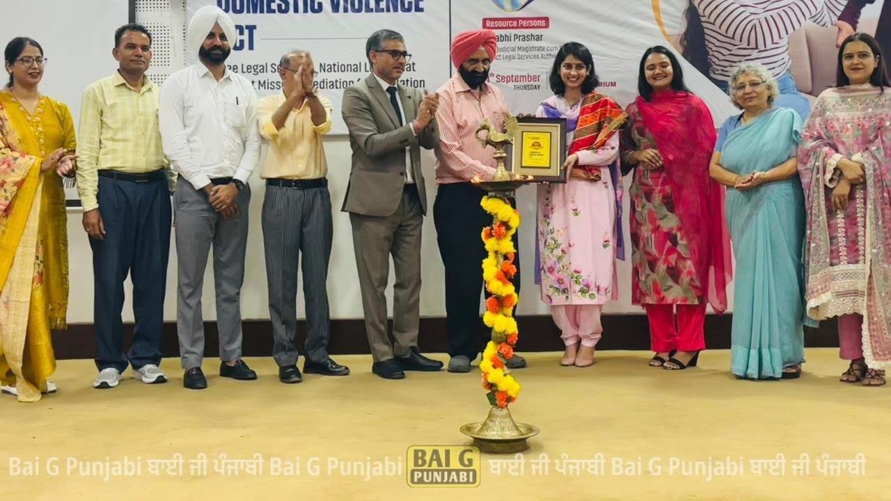 ਰਿਆਤ ਬਾਹਰਾ ਯੂਨੀਵਰਸਿਟੀ ਵਿਖੇ ਘਰੇਲੂ ਹਿੰਸਾ ਐਕਟ ਬਾਰੇ ਜਾਗਰੂਕਤਾ ਪ੍ਰੋਗਰਾਮ ਆਯੋਜਿਤ 1000450378