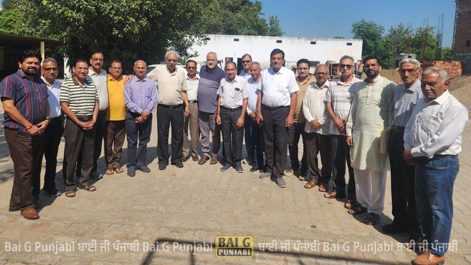 ਗੋਪਾਲ ਗਊਸ਼ਾਲਾ ਪ੍ਰਬੰਧਕ ਕਮੇਟੀ ਦੀ ਮੀਟਿੰਗ ਇੰਜ:ਭਾਰਤ ਭੂਸ਼ਨ ਸ਼ਰਮਾ ਦੀ ਪ੍ਰਧਾਨਗੀ ਹੇਠ ਹੋਈ 1000453252