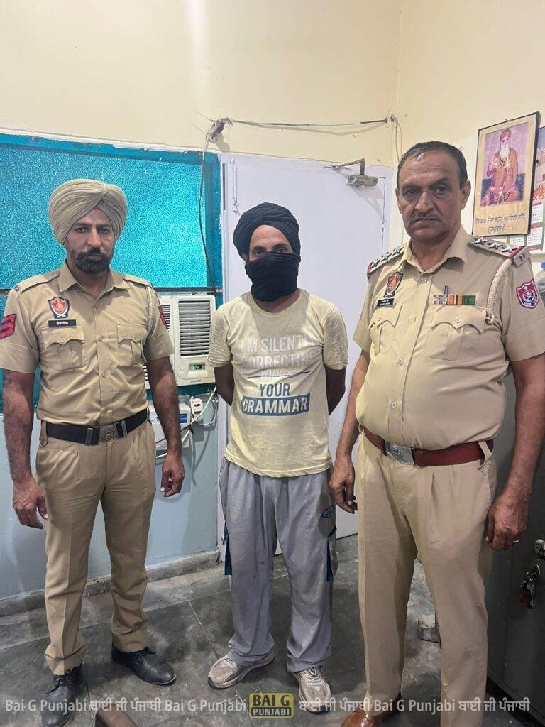 ਪੁਲਿਸ ਵਲੋਂ 19 ਕਿਲੋ ਡੋਡੇ, 1 ਦੇਸੀ ਪਿਸਟਲ ਅਤੇ 191 ਪੇਟੀਆਂ ਨਾਜਾਇਜ਼ ਸ਼ਰਾਬ ਬਰਾਮਦ 1000453678