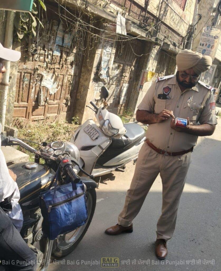 ਨਸ਼ਾ ਕਰਨ ਦੇ ਆਦੀ 3 ਵਿਅਕਤੀ ਗ੍ਰਿਫ਼ਤਾਰ ਕੀਤੇ ਅਤੇ 124 ਚਲਾਨ ਕੱਟੇ 1000454117