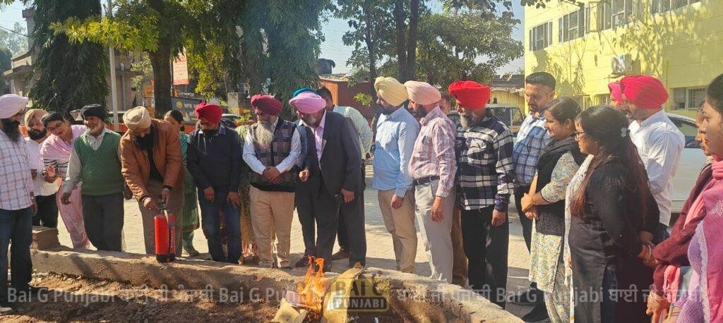 ਸ਼ਹੀਦੀ ਸਮਾਗਮ ਦੌਰਾਨ ਕਿਸੇ ਵੀ ਹੰਗਾਮੀ ਹਾਲਾਤ ਨਾਲ ਨਜਿੱਠਣ ਲਈ ਸਿਹਤ ਵਿਭਾਗ ਤਿਆਰ-ਬਰ-ਤਿਆਰ 1000456578