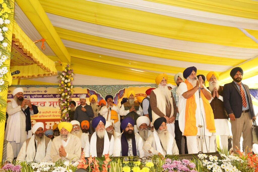 ਸੁਖਬੀਰ ਸਿੰਘ ਬਾਦਲ ਵੱਲੋਂ ਕੌਮ ਨੂੰ ਅਕਾਲੀ ਦਲ ਦੇ ਬੈਨਰ ਹੇਠ ਇਕਜੁੱਟ ਹੋਣ ਦੀ ਅਪੀਲ ਤਾਂ ਜੋ ਕੇਂਦਰ ਤੇ ਰਾਜ ਸਰਕਾਰਾਂ ਤੋਂ ਸਿੱਖ ਸੰਸਥਾਵਾਂ ਤੇ ਗੁਰਧਾਮਾਂ ਦਾ ਪ੍ਰਬੰਧ ਵਾਪਸ ਲਿਆ ਜਾ ਸਕੇ 1000457447