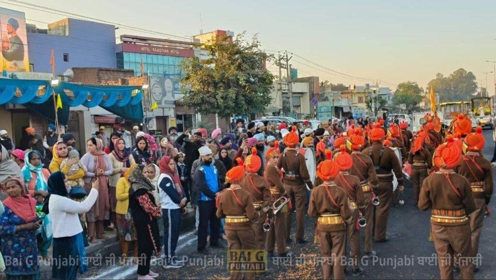 ਸੀਸ ਮਾਰਗ ਨਗਰ ਕੀਰਤਨ ਦਾ ਗੁਰ ਭੱਠਾ ਸਾਹਿਬ ਵਿਖੇ ਭਰਵਾਂ ਸਵਾਗਤ 1000457648