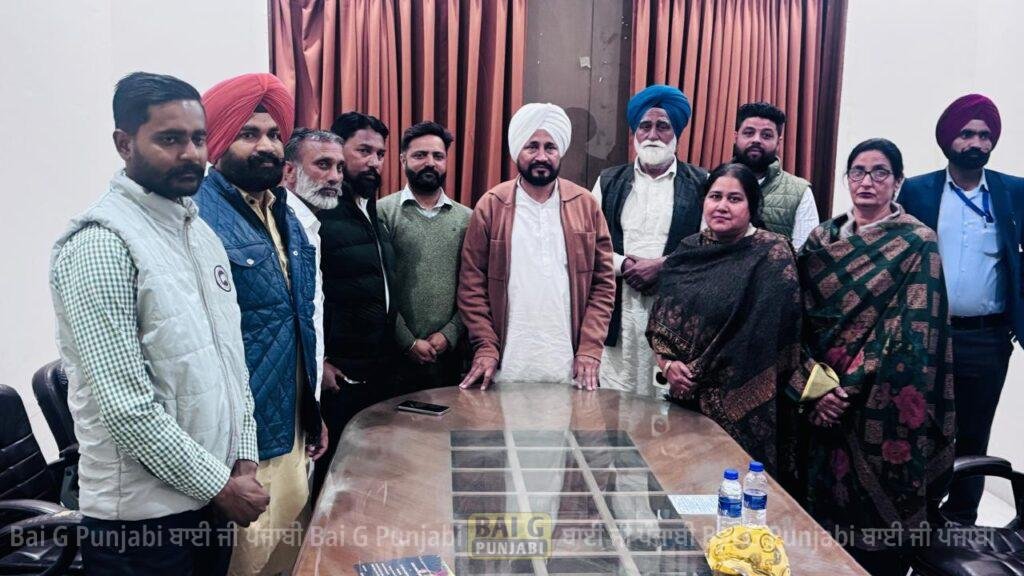 ਬਲਾਕ ਸੰਮਤੀ ਕੋਟਲਾ ਨਿਹੰਗ ਜੋਨ ਤੋਂ ਕਾਂਗਰਸ ਪਾਰਟੀ ਵੱਲੋਂ ਸਾਬਕਾ ਸਰਪੰਚ ਨਰਿੰਦਰ ਸਿੰਘ ਸੋਨੂ ਨੂੰ ਉਮੀਦਵਾਰ ਐਲਾਨਿਆ 1000457746