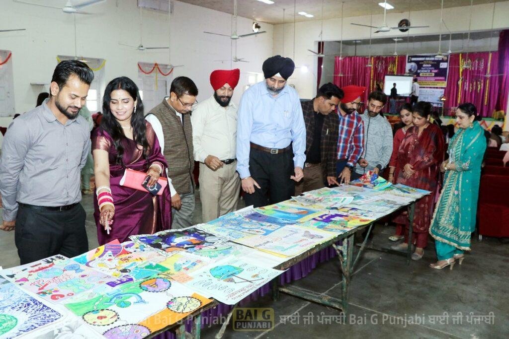 ਸਰਕਾਰੀ ਕਾਲਜ ਰੋਪੜ ਵਿਖੇ ਮਨਾਇਆ ਗਿਆ ਰਾਸ਼ਟਰੀ ਵਿਗਿਆਨ ਦਿਵਸ 1000463561