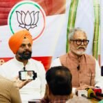 ਰੂਪਨਗਰ ਵਿਖੇ ਪ੍ਰੈਸ ਕਾਨਫਰੰਸ ਦੌਰਾਨ ਸ਼੍ਰੀ ਅਨੀਸ਼ ਸਦਾਨਾ ਨੇ 14 ਮਾਰਚ ਨੂੰ ਮੋਗਾ ਵਿੱਚ ਹੋਣ ਵਾਲੀ ਪੰਜਾਬ ਬਚਾਓ ਭਾਜਪਾ ਲਿਆਓ ਰੈਲੀ ਬਾਰੇ ਦਿੱਤੀ ਜਾਣਕਾਰੀ 1000463644