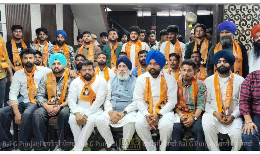 ਰੋਪੜ ਵਿਖੇ ਸੁਨੀਲ ਪੌਲ ਕਾਲਾ ਆਪਣੇ ਸਾਥੀਆਂ ਸਮੇਤ ਸ਼੍ਰੋਮਣੀ ਅਕਾਲੀ ਦਲ ਵਿੱਚ ਸ਼ਾਮਲ ਹੋ ਗਏ 1002580517