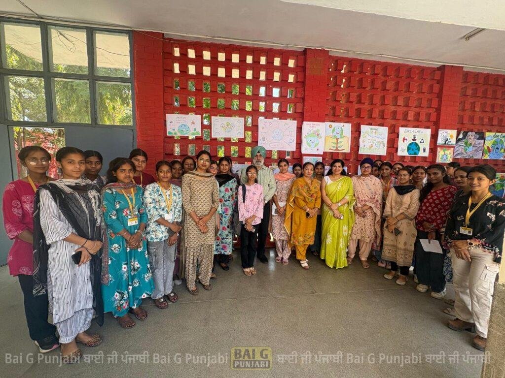 ਸਰਕਾਰੀ ਕਾਲਜ ਰੋਪੜ ਵਿੱਚ ਵਿਸ਼ਵ ਧਰਤੀ ਦਿਵਸ ਮਨਾਇਆ ਗਿਆ 1000466964