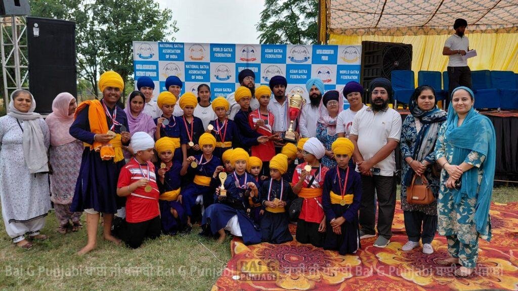 ਗੱਤਕਾ ਚੈਂਪੀਅਨਸ਼ਿਪ ਵਿੱਚ ਰੂਪਨਗਰ ਜ਼ਿਲ੍ਹੇ ਦੇ ਖਿਡਾਰੀਆ ਨੇ ਓਵਰ ਆਲ ਚੈਂਪੀਅਨਸ਼ਿਪ ਜਿੱਤੀ 1002731653